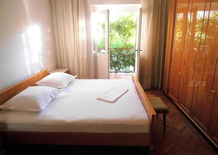 Rusendic 4 Apartment Makarska