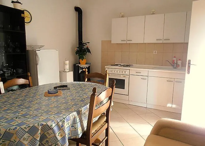 Rusendic 4 * Makarska